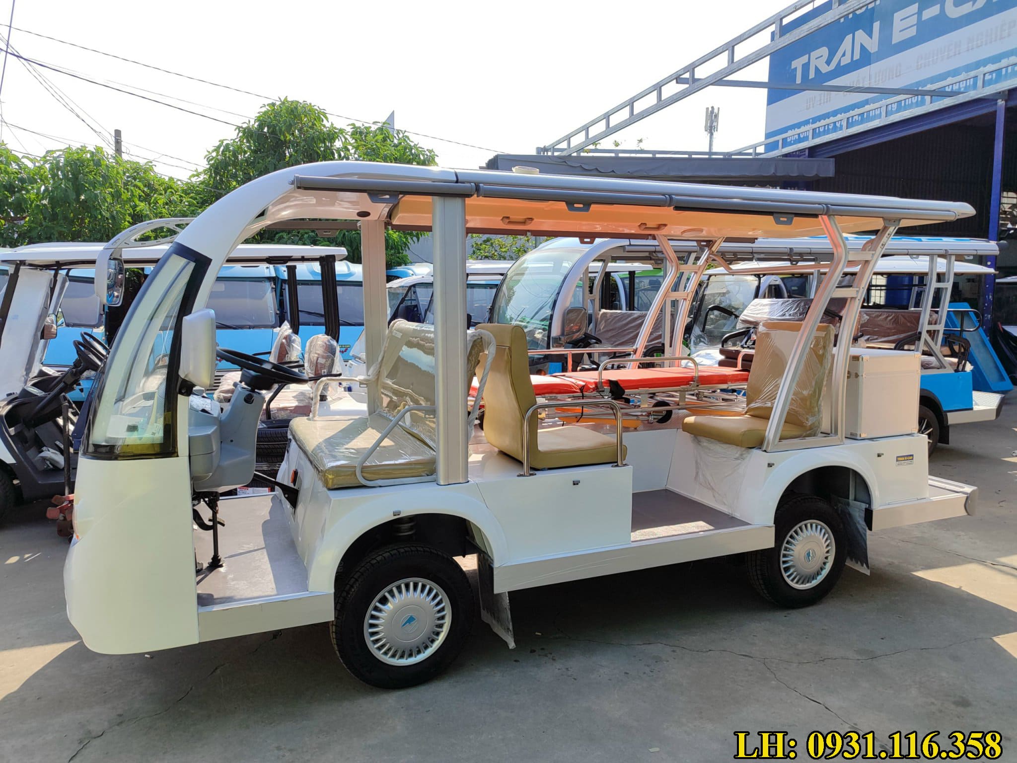 xe điện chở bệnh nhân