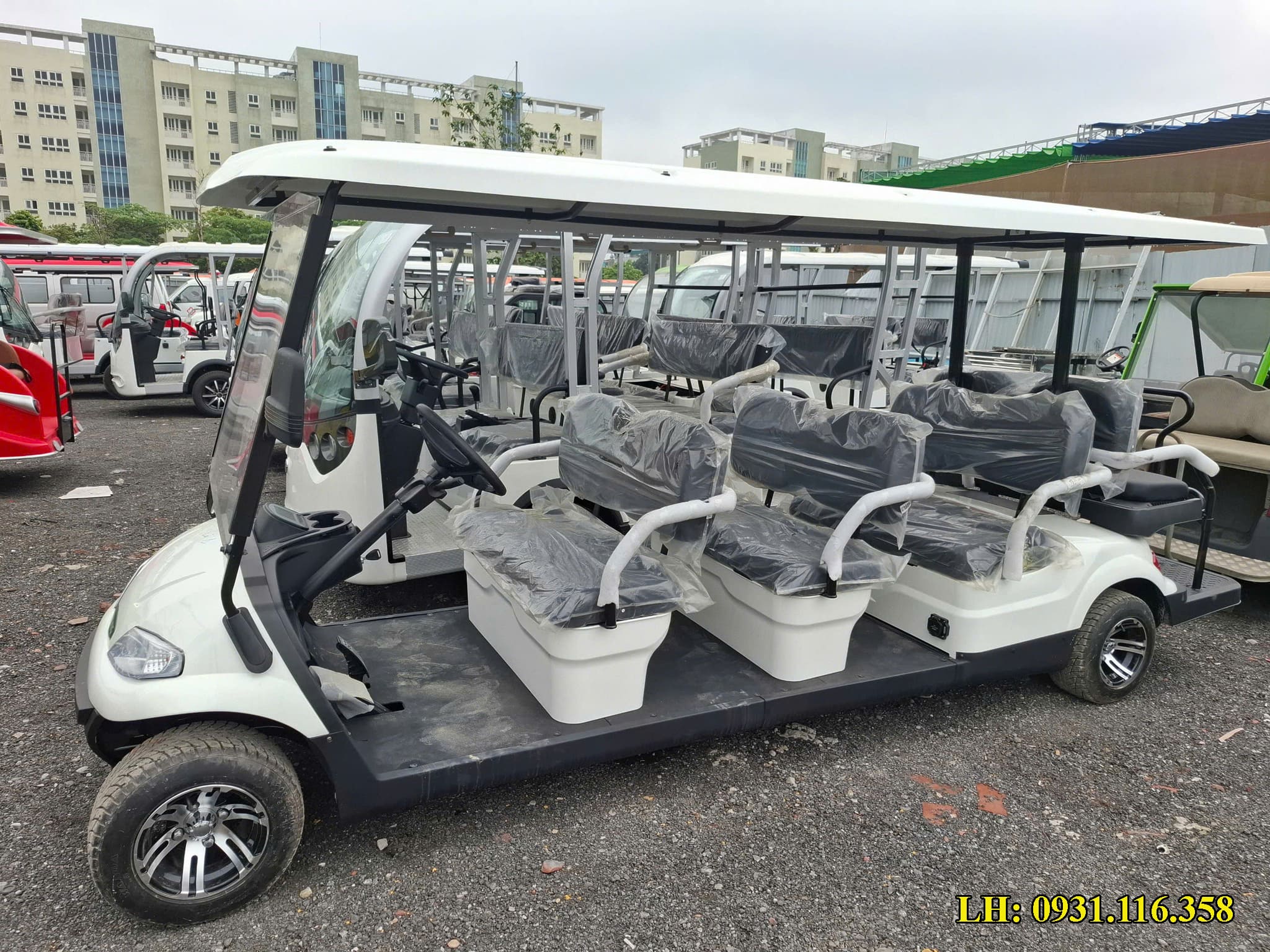 giá xe điện sân golf 8 chỗ LVTONG